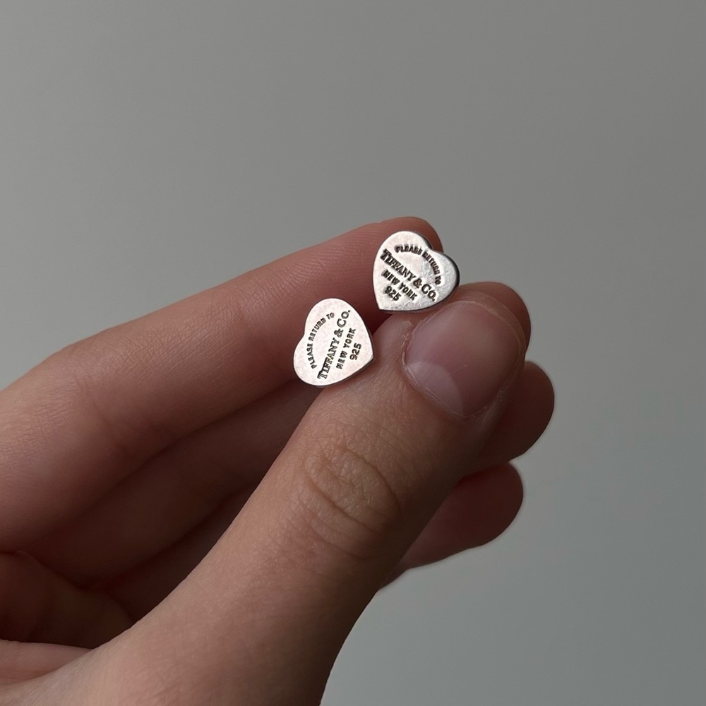 Tiffany Heart Tag Stud Earrings